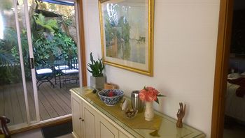 Linley House Bed & Breakfast - Darwin Holiday 6