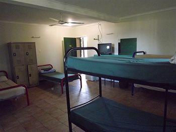 Palm Court Budget Motel Hostel/Backpackers - Darwin Holiday 6