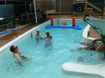 Palm Court Budget Motel Hostel/Backpackers - Darwin Holiday 8