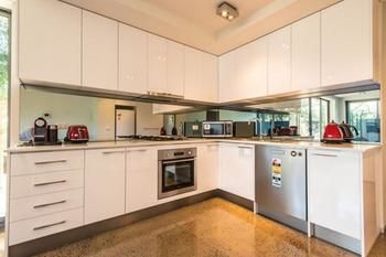 Orange Serviced Apartment - Darwin Holiday 14