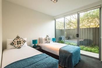 Orange Serviced Apartment - Darwin Holiday 15