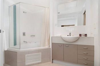 Ettalong Beach Apartments - Darwin Holiday 19