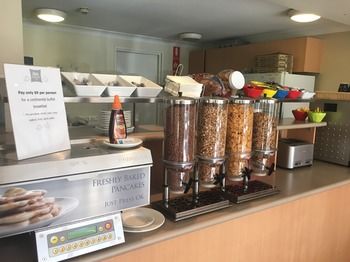 Ibis Budget Casula Liverpool - Darwin Holiday 4