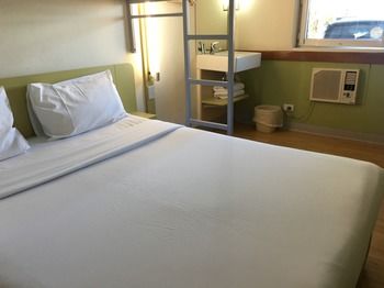 Ibis Budget Campbelltown - Darwin Holiday 12