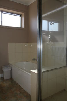 Carnegie Motor Inn - Darwin Holiday 16