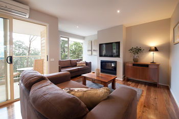 Mountain Element Retreats - Darwin Holiday 14