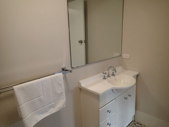 Dungowan Waterfront Apartments - Darwin Holiday 4