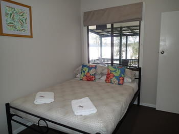 Dungowan Waterfront Apartments - Darwin Holiday 11