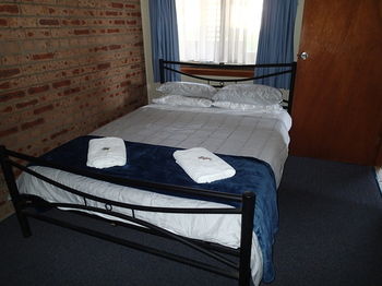 Dungowan Waterfront Apartments - Darwin Holiday 15