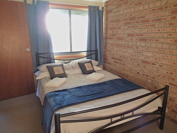 Dungowan Waterfront Apartments - Darwin Holiday 19