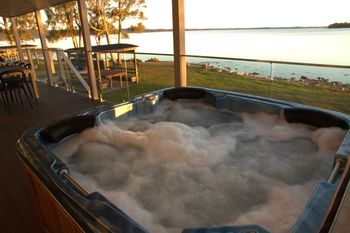 Dungowan Waterfront Apartments - Darwin Holiday 246