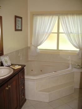 Pericoe Retreat Bed & Breakfast - Darwin Holiday 9