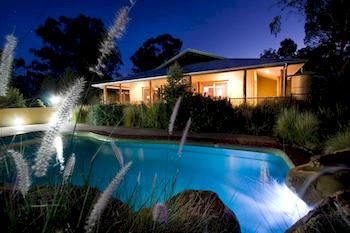 Zoofari Lodge, Taronga Western Plains Zoo - Darwin Holiday 1