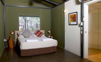 Zoofari Lodge, Taronga Western Plains Zoo - Darwin Holiday 3