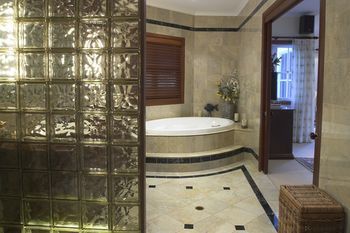 Kingfishers Manor @ Noosa - Darwin Holiday 7