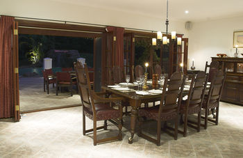 Kingfishers Manor @ Noosa - Darwin Holiday 37