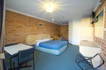Branxton House Motel, Hunter Valley - Darwin Holiday 2