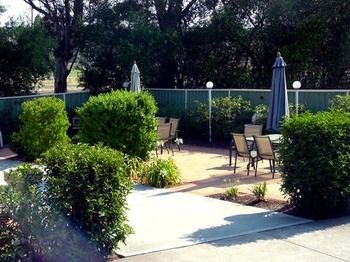 Branxton House Motel, Hunter Valley - Darwin Holiday 14