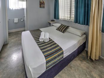 Alex Beach Cabins - Darwin Holiday 30