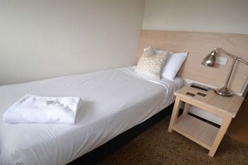 Crossroads Hotel Liverpool - Darwin Holiday 23