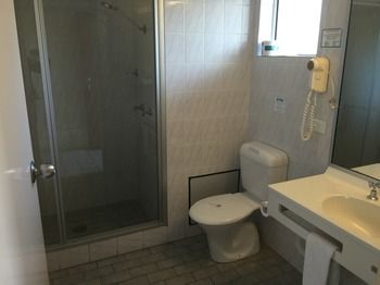 Ulladulla Harbour Motel - Darwin Holiday 13