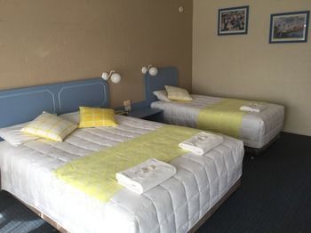 Ulladulla Harbour Motel - Darwin Holiday 21