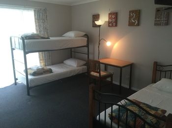 Ulladulla Harbour Motel - Darwin Holiday 48