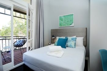 Alison Lodge - Darwin Holiday 17