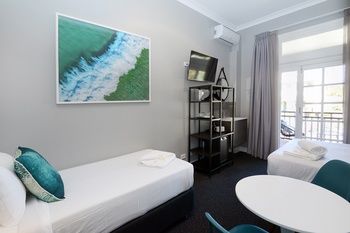 Alison Lodge - Darwin Holiday 28