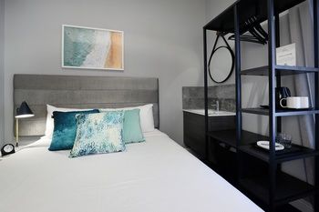 Alison Lodge - Darwin Holiday 30