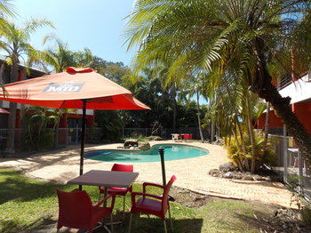 Currimundi Hotel Motel - Darwin Holiday 14