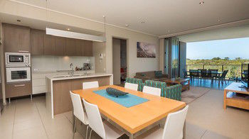 White Shells Luxury Apartments - Darwin Holiday 65
