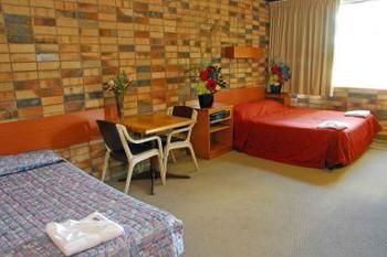 Palms Hotel Motel Chullora - Darwin Holiday 1