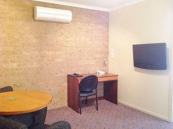 Ashton Townhouse Motel And Suites - Darwin Holiday 8