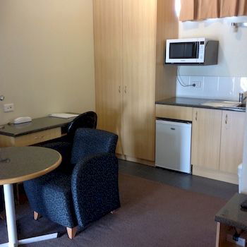 Ashton Townhouse Motel And Suites - Darwin Holiday 25