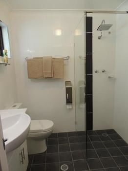 Forest Lodge Motor Inn & Restaurant - Darwin Holiday 2