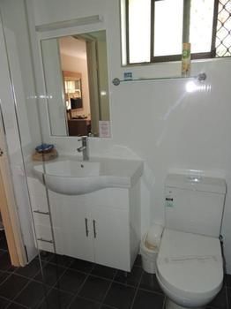 Forest Lodge Motor Inn & Restaurant - Darwin Holiday 3