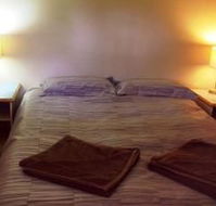 Hunter Hideaway Cottages - Darwin Holiday
