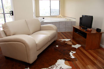 Yabbaloumba Retreat - Darwin Holiday 9