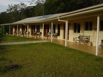 Coverdales B & B At Eumundi - Darwin Holiday 16
