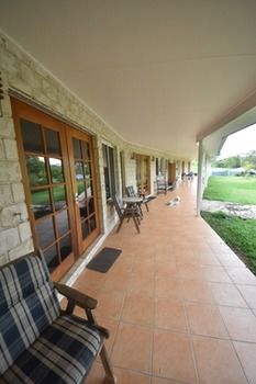 Coverdales B & B At Eumundi - Darwin Holiday 21