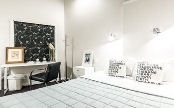 Airport Hotel Sydney - Darwin Holiday 11