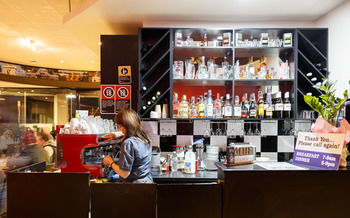 Airport Hotel Sydney - Darwin Holiday 23