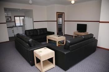 Central Serviced Apartments - Darwin Holiday 5
