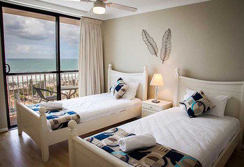 Elouera Tower Beachfront Apartments - Darwin Holiday 16
