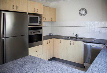 Elouera Tower Beachfront Apartments - Darwin Holiday 19