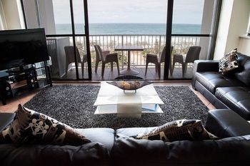 Elouera Tower Beachfront Apartments - Darwin Holiday 25