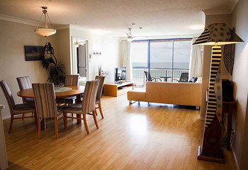 Elouera Tower Beachfront Apartments - Darwin Holiday 27