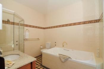 Sandholme Guesthouse - Darwin Holiday 16