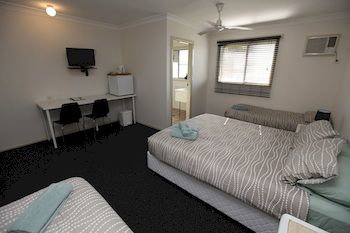 Across Country Motel And Serviced Apartments - Darwin Holiday 10